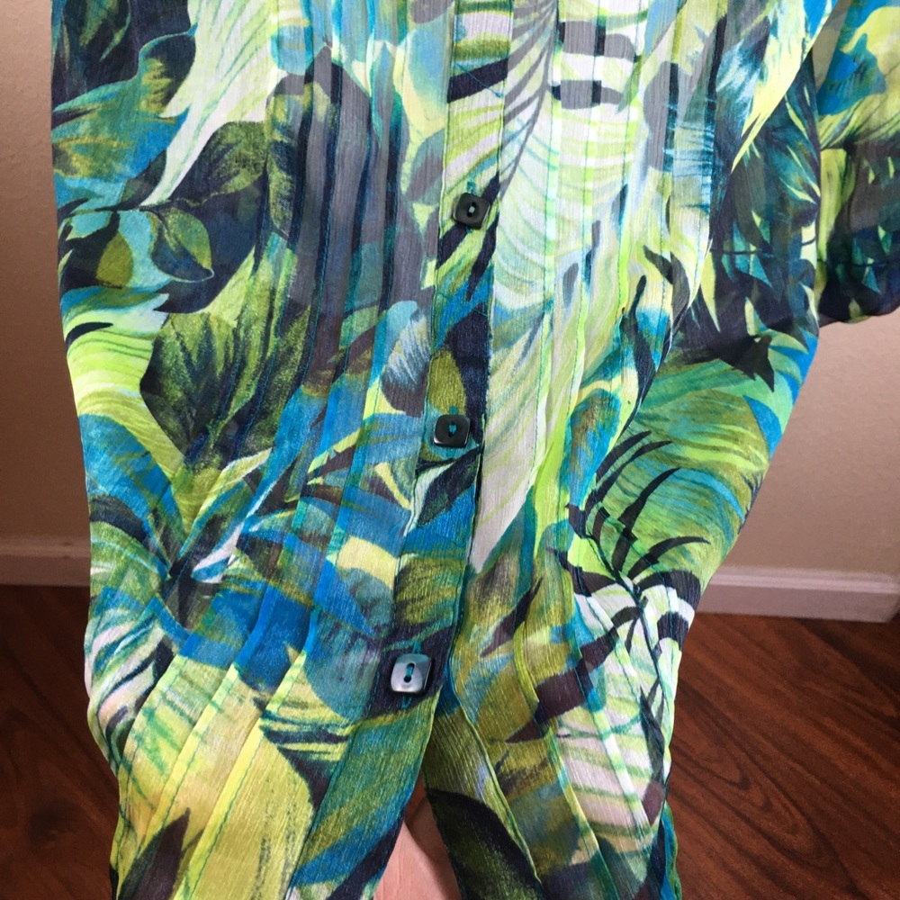 Maggie Barnes for CATHERINES Green Floral Transparent Button Front Blouse Sz 2X - Picture 9 of 13